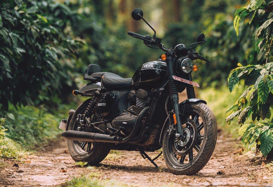 ALMOST PERFECT 2025 YEZDI ROADSTER